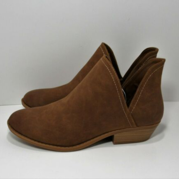 NWT V cut brown ankle booties-11 - Picture 5 of 5